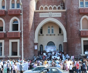   مصر اليوم - مظاهرة لطلاب الإسكندريّة للمُطالبة بالإفراج عن المُعتقلين